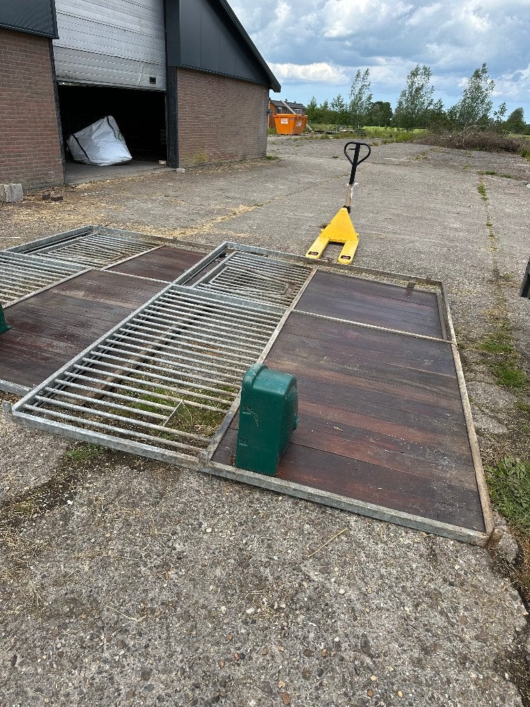 Voorwand paardenbox met schuifdeur 2x, Stalling, 2 of 3 paarden of pony's