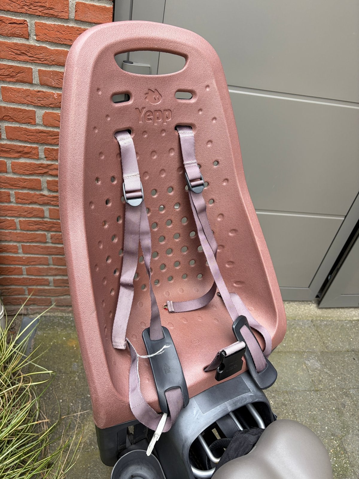 Yepp kinderstoeltje, Ophalen, Zo goed als nieuw