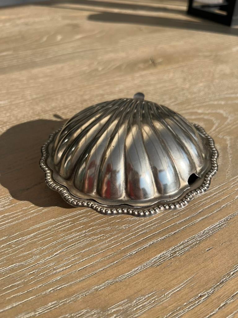Vintage schelpvormig sierdoosje met glazen binnenbakje, Ophalen of Verzenden, Glas, Overige stijlen