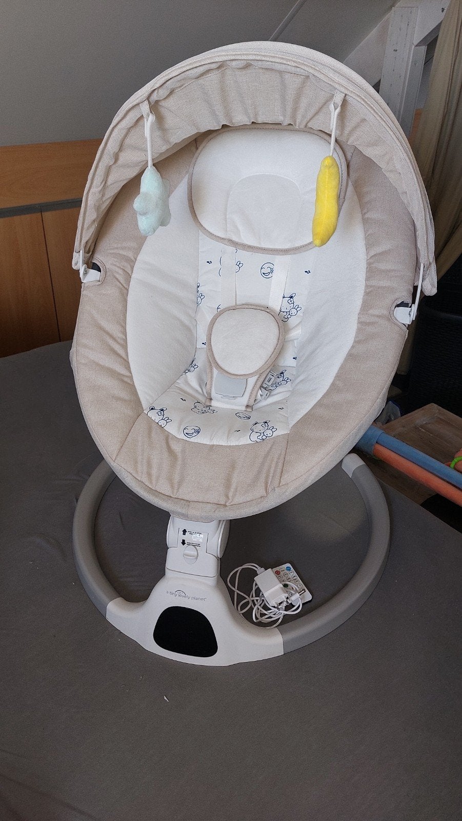 A Tiny Lovely Planet Wipstoel, Kinderen en Baby's, Ophalen, Zo goed als nieuw, Met gordel(s) of riempje(s)