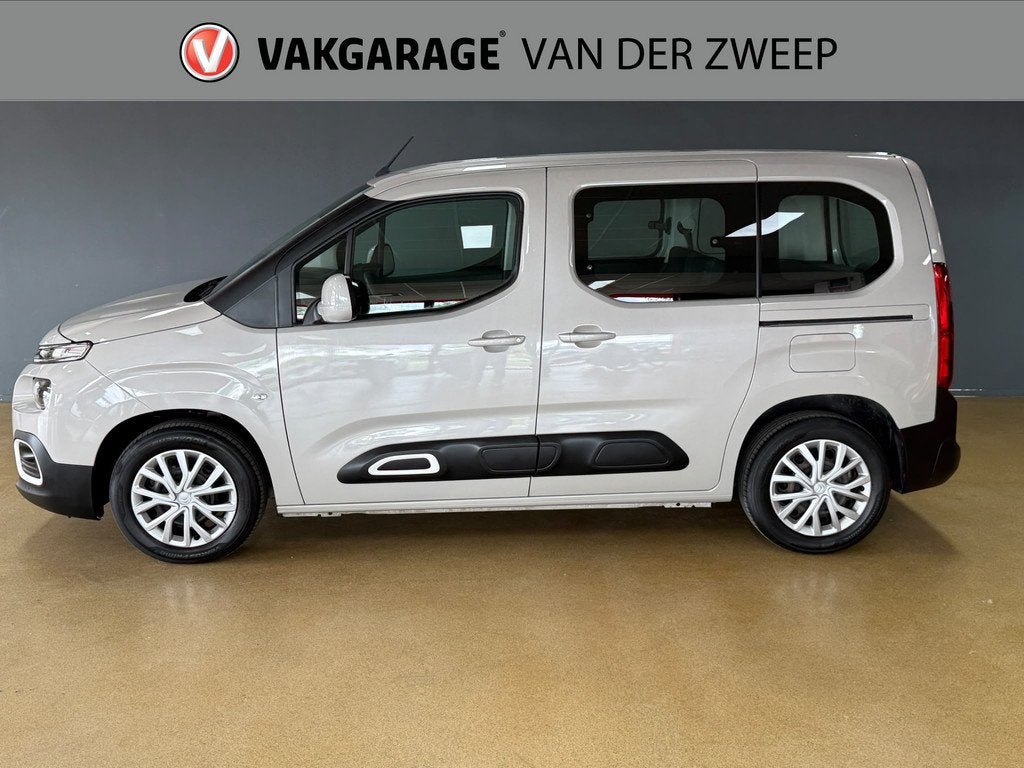 Citroën Berlingo 1.2 PureTech XTR | Navigatie | Sensoren., Auto's, Citroën, Voorwielaandrijving, Gebruikt, 1199 cc, Handgeschakeld