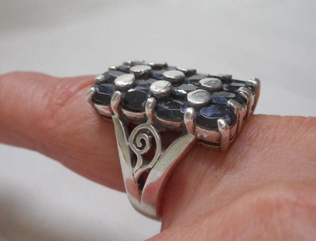Zilveren royale ring met zwarte stenen maat 19.75 nr.394, Verzenden, 19 tot 20, Zo goed als nieuw, Dame