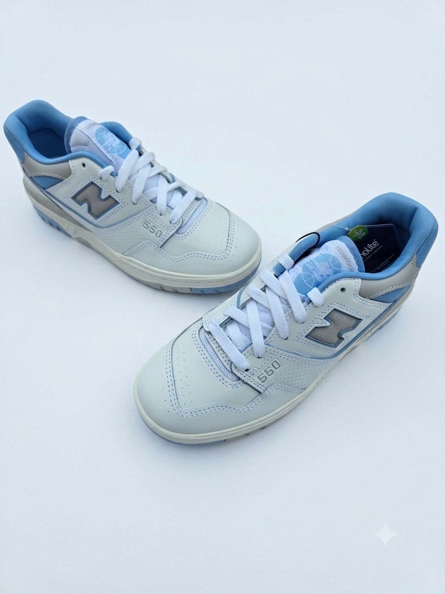 New Balance 550 'Light Blue Grey' Wit Pastelblauw  Maat 37.5, Kleding | Dames, Blauw, New Balance, Nieuw, Ophalen of Verzenden