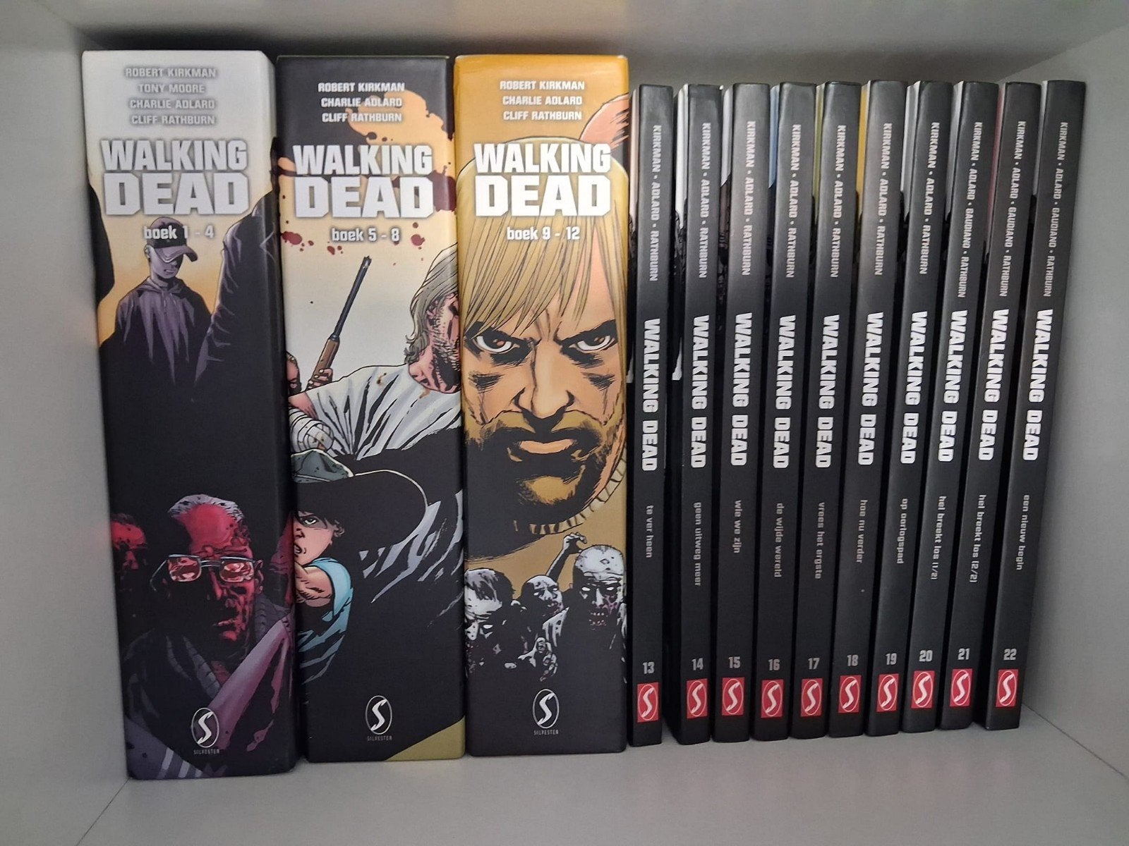 The Walking Dead serie 1 t/m 25 (Silvester), Boeken, Complete serie of reeks, Ophalen of Verzenden, Zo goed als nieuw
