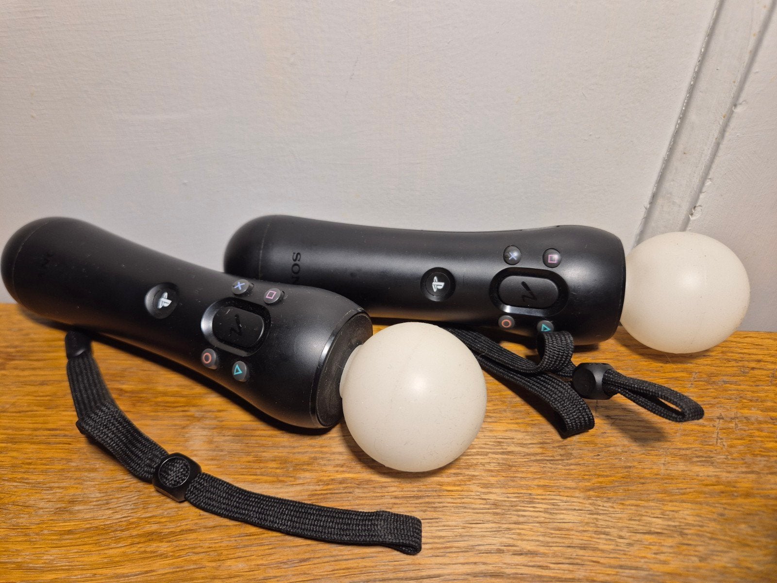 Originele PlayStation move controllers ps4 of ps3, Avontuur en Actie, 1 speler, Ophalen of Verzenden, Zo goed als nieuw