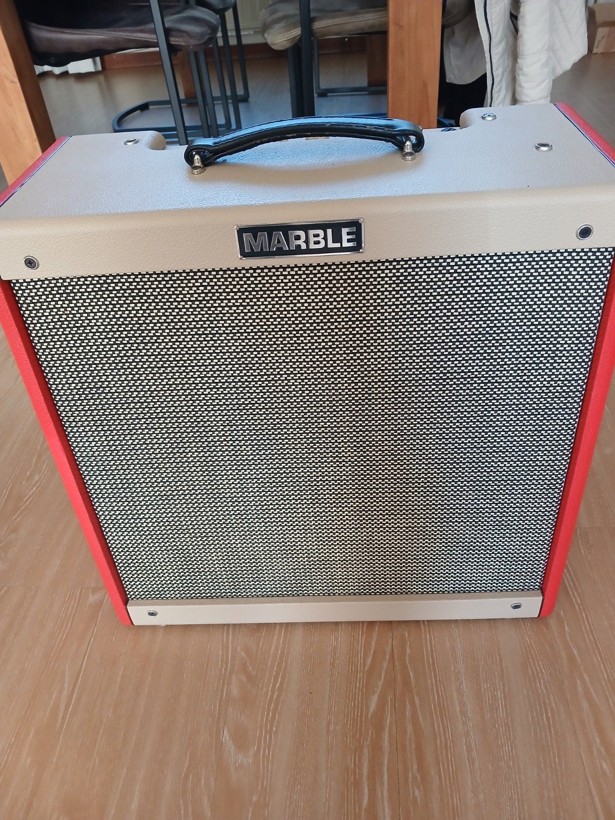 Marble harpwood, Ophalen, Zo goed als nieuw, Minder dan 50 watt