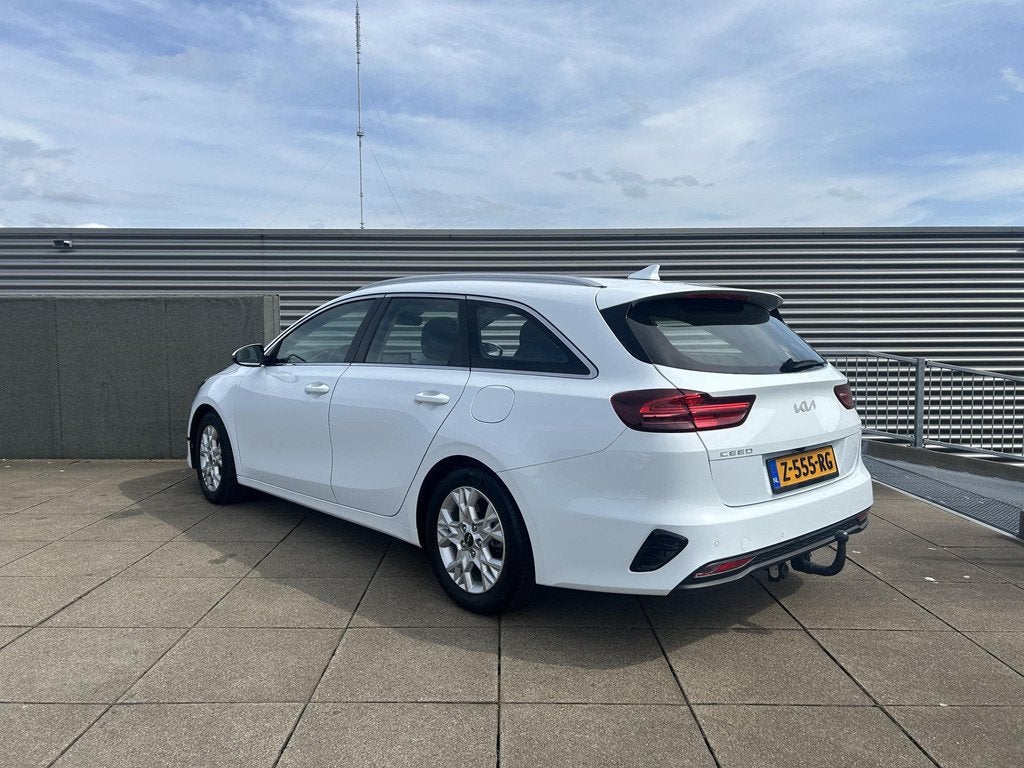 Kia Ceed Sportswagon 1.0 T-GDi DynamicLine TREKHAAK, ACHTERU, Gebruikt, Euro 6, Automatische klimaatregeling, Wit
