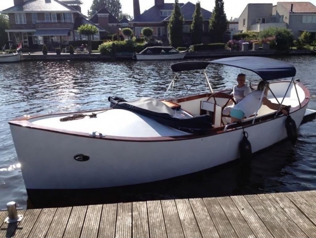 Klassiek chique gebouwde Hardingsloep 8,20m, Watersport en Boten, Gebruikt, Binnenboordmotor, 31 pk, Diesel