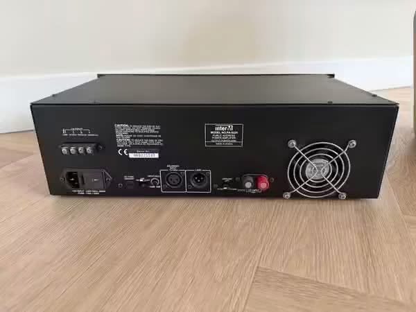 Inter-M PA-9324 professionele 100V eindversterker werkend, Ophalen, Zo goed als nieuw, 120 watt of meer, Overige merken