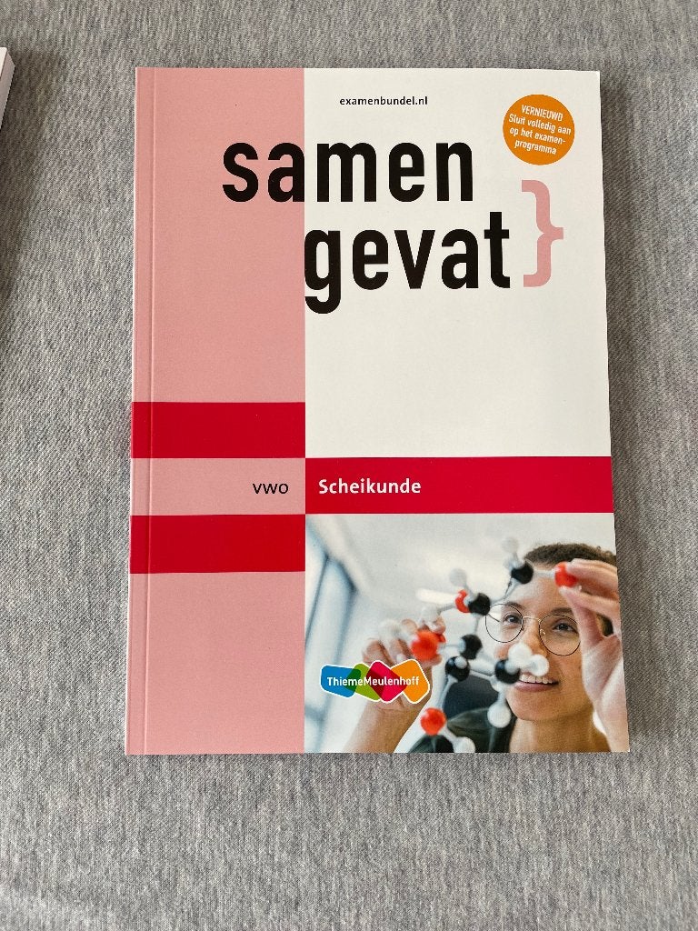 VWO examenbundel samengevat Scheikunde, Ophalen, Zo goed als nieuw, VWO, Scheikunde