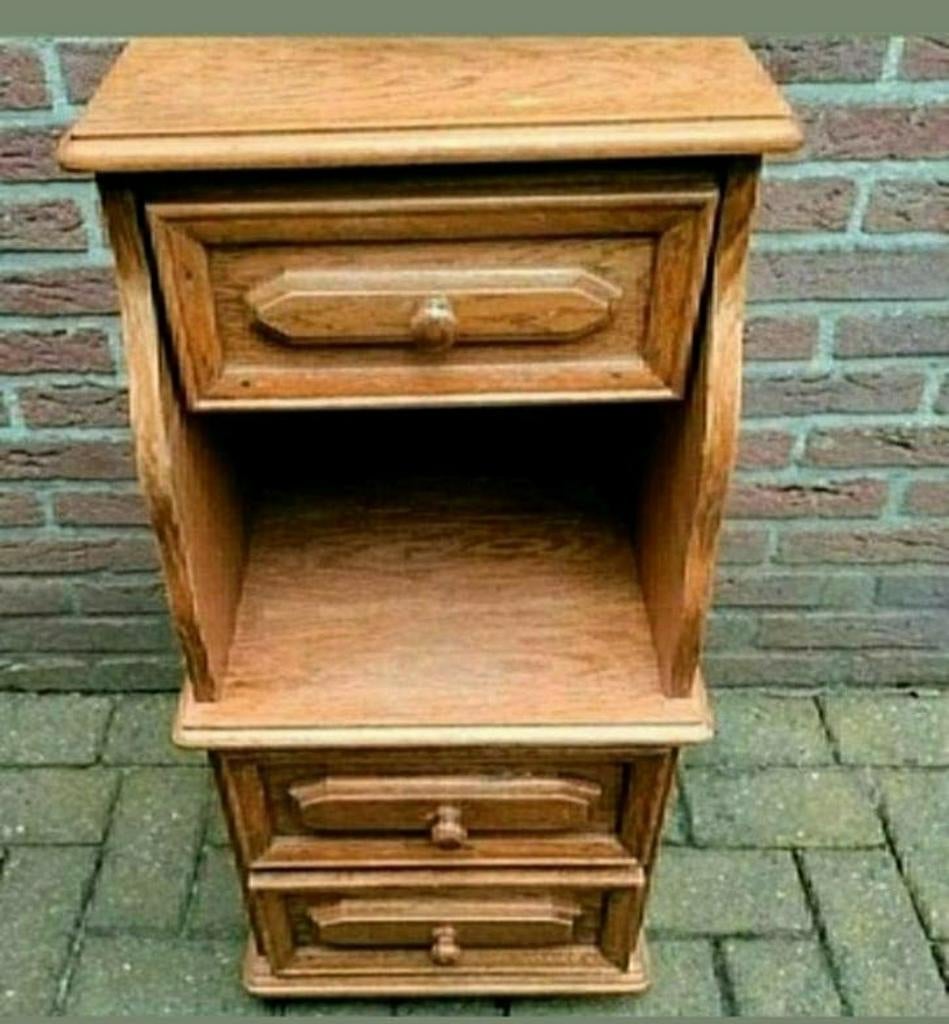 EIKEN kastje,3 laden,WandKastje,416,Ladenkast,NachtKastje, Ophalen, Gebruikt, Minder dan 150 cm, Minder dan 100 cm