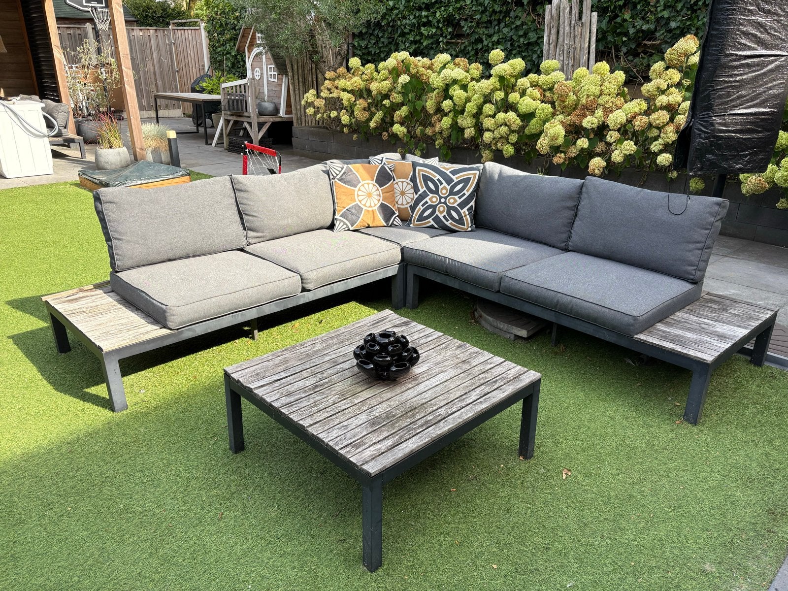 Opknapper: Loungebank set met tafel en antraciet kussens, Ophalen, Gebruikt, 6 zitplaatsen, Loungeset