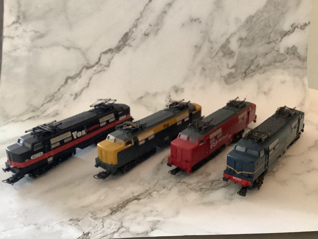 4 mooie loks van Lima ho, Ophalen of Verzenden, Zo goed als nieuw, Analoog, Lima