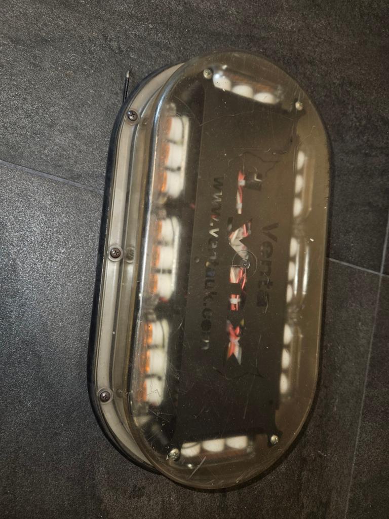Venta Lynx LED zwaailamp 12/24V, Ophalen of Verzenden, Gebruikt