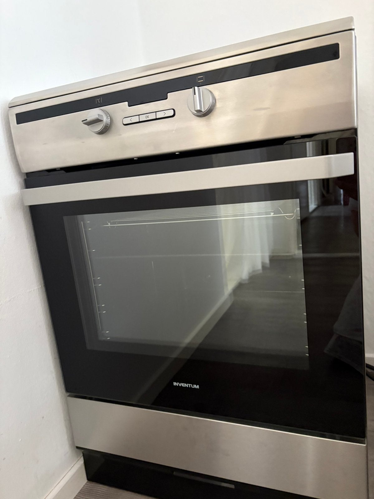 Inventum inductiefornuis. NIEUW, Witgoed en Apparatuur, Ovens, Ophalen, Nieuw