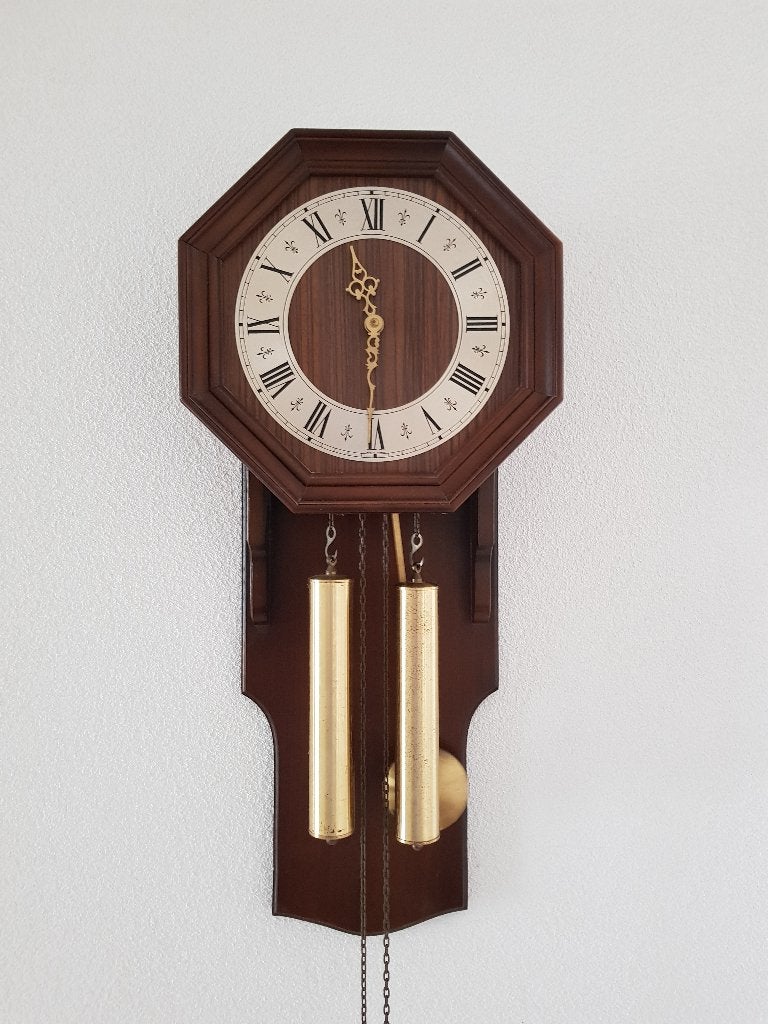 Wandklok met slinger, Ophalen, Gebruikt, Wandklok