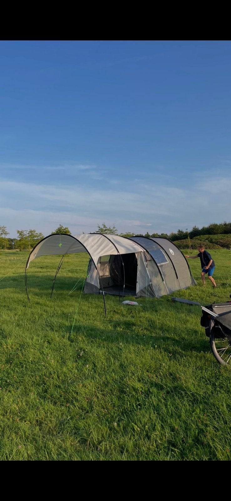 Coleman Coastline 4 Deluxe tunneltent met luifel, Ophalen of Verzenden, Zo goed als nieuw, Tot en met 4