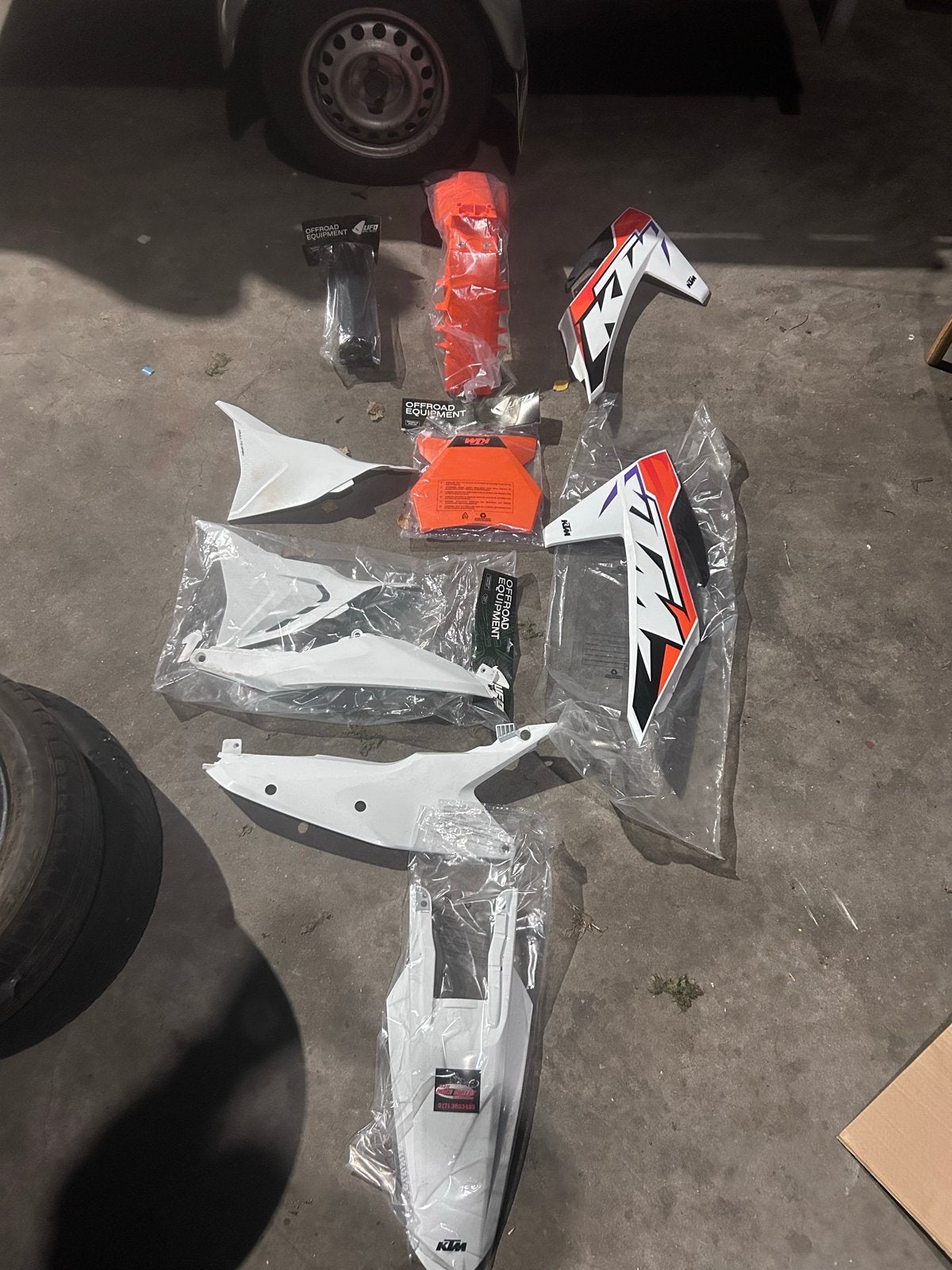 KTM 125SX Kappen/Platenset 2023 - Nieuw in verpakking, Ophalen of Verzenden, Nieuw