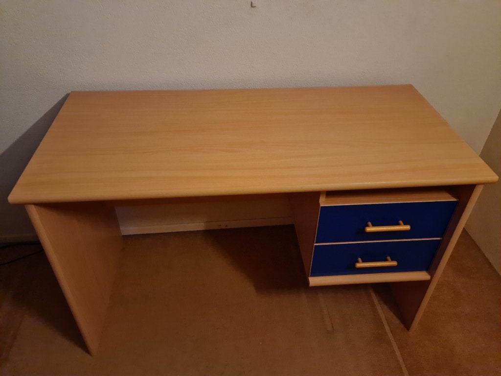Mooi houten bureautje met 2 lades, Gebruikt, Hout, Overige merken, 125 cm