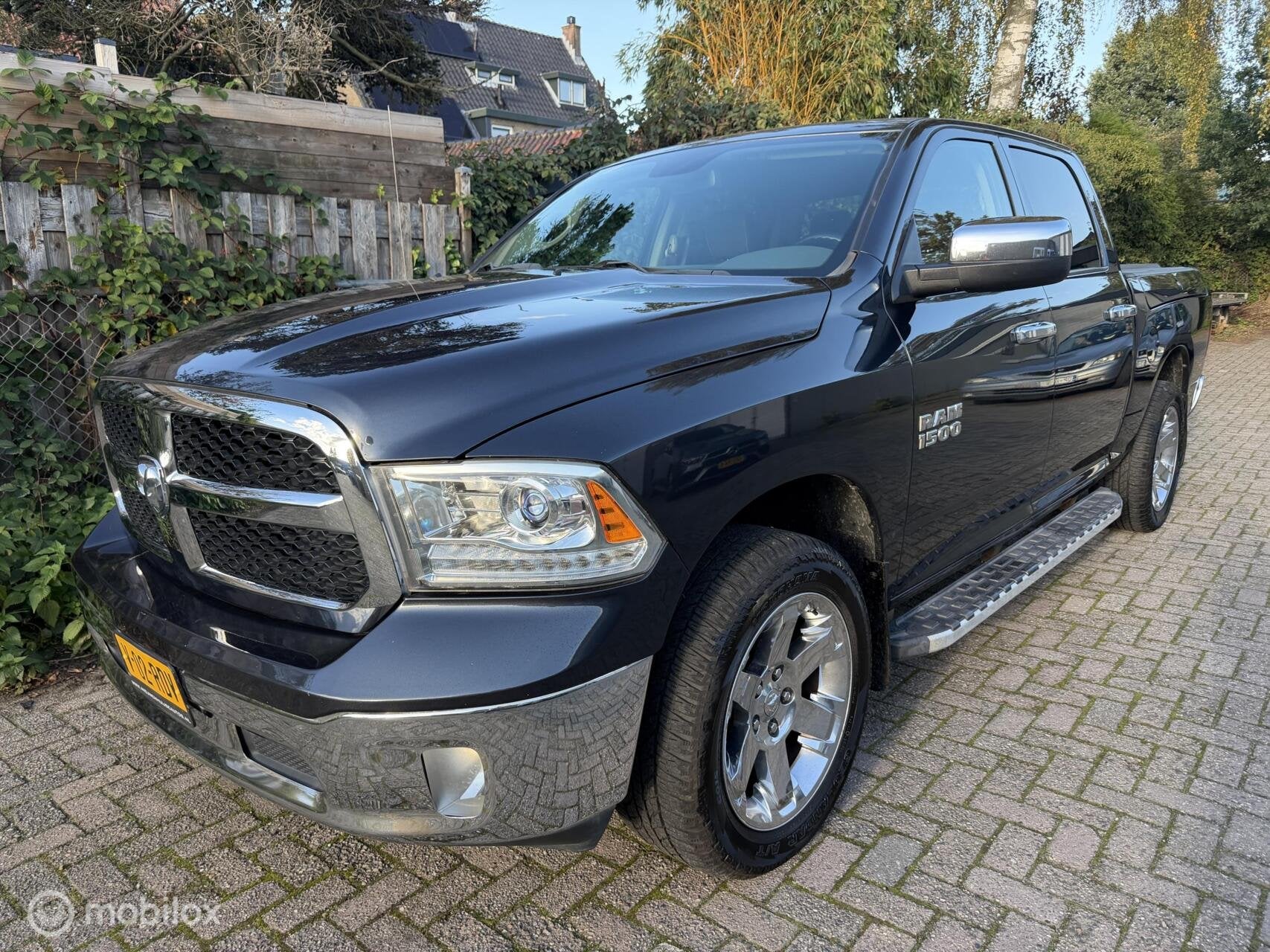Dodge Ram 1500 3.6 V6 Quad Cab 6'4, 4X4, 6 persoons, LPG G3., Automaat, Dealer onderhouden, Gebruikt, Zwart