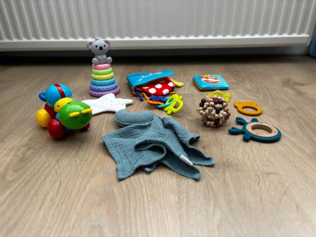 Divers babyspeelgoed - 10 stuks NIEUW & ZO GOED ALS NIEUW, Ophalen, Zo goed als nieuw, Overige typen