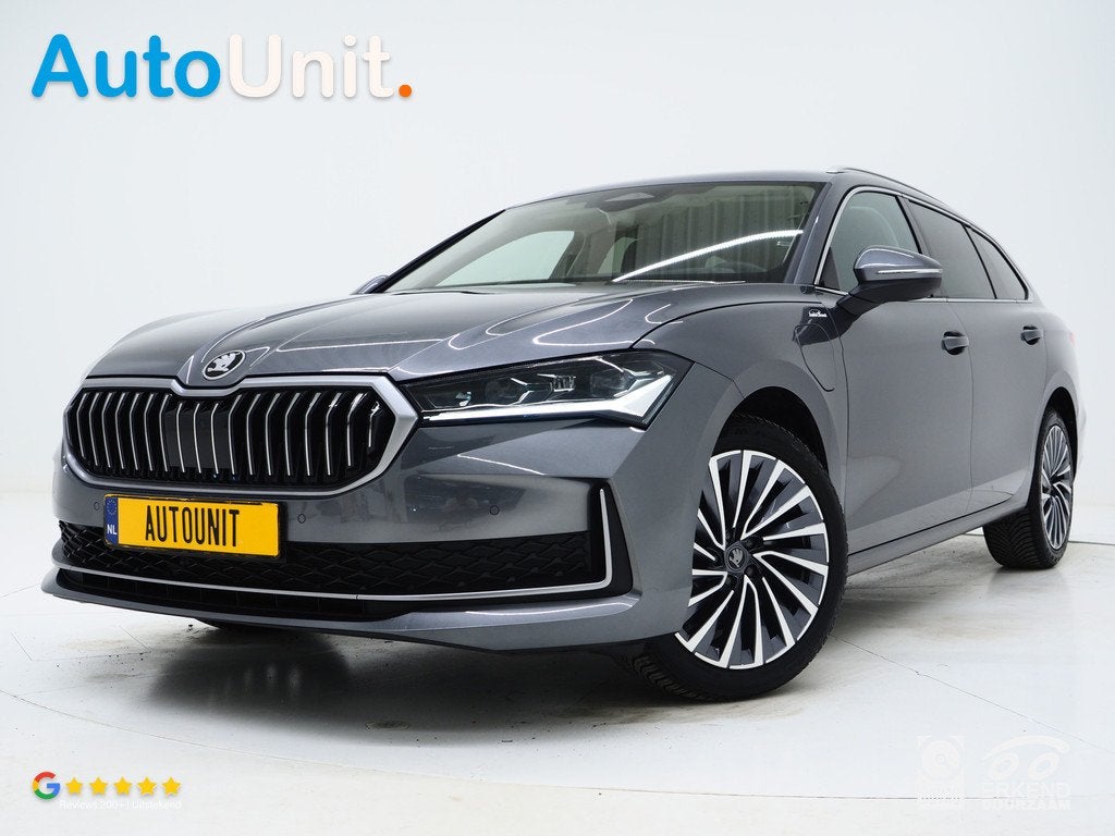 Skoda Superb Combi 1.5 TSI PHEV Laurin & Klement | Leder | M, Auto's, Skoda, Bedrijf, Te koop, Superb, ABS, Achteruitrijcamera