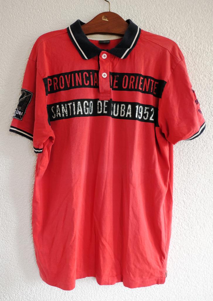 Rood poloshirt met opdruk maat XL van Great Stone, Great Stone, Maat 56/58 (XL), Ophalen of Verzenden, Zo goed als nieuw