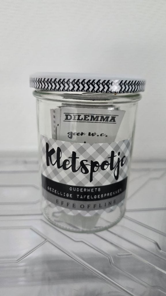 Kletspot (kleine versie) - Tafelgesprekken & Dilemma's, Vijf spelers of meer, Ophalen of Verzenden, Zo goed als nieuw