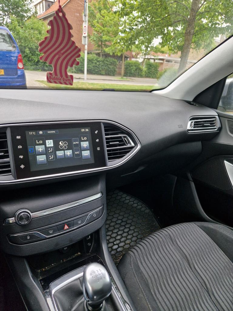 Peugeot 308 1.6 E-hdi 88 KW SW 2014 Grijs, Auto's, Peugeot, Voorwielaandrijving, 4 cilinders, Origineel Nederlands, Stationwagon
