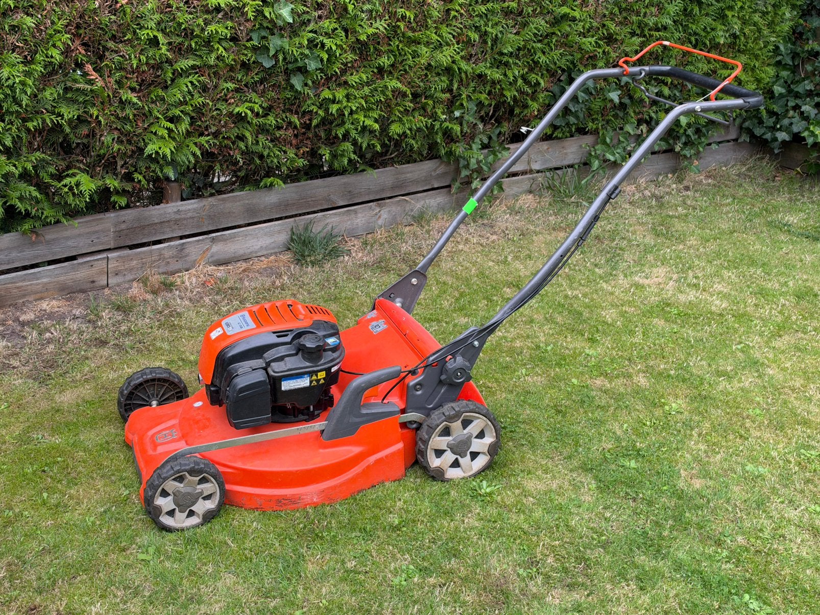 Husqvarna LC253S grasmaaier, Tuin en Terras, Ophalen, Zo goed als nieuw, 50 cm of meer, Opvangzak
