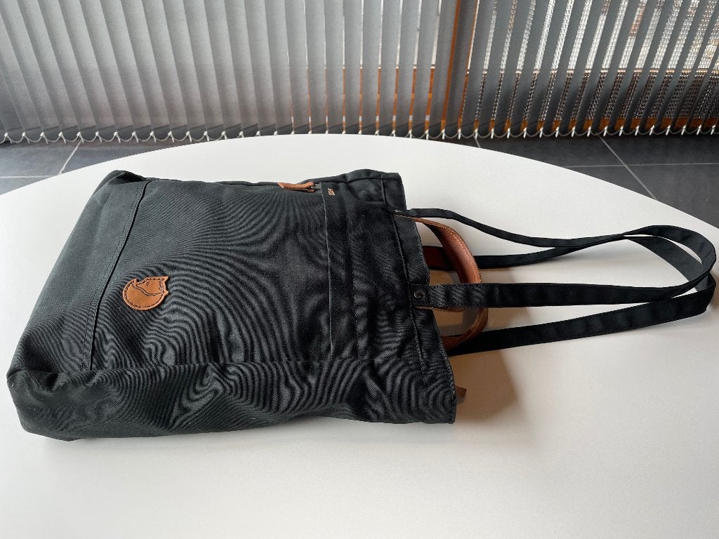 Fjallraven Totepack  01 zwart, Ophalen of Verzenden, Nieuw, Zwart, Overige typen