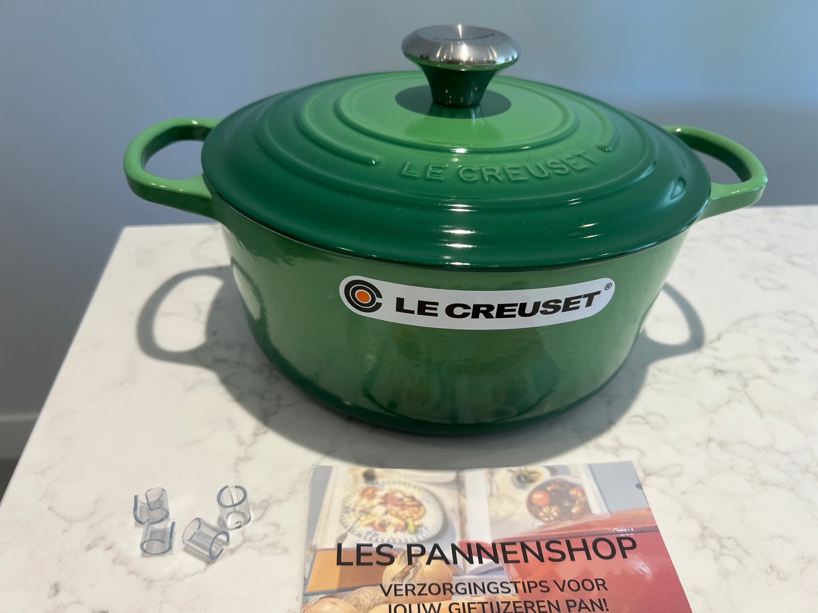 Nieuwe Le Creuset signature  Bamboo 24 cm braadpan, Met handvatten, Nieuw, Le Creuset, Ophalen of Verzenden