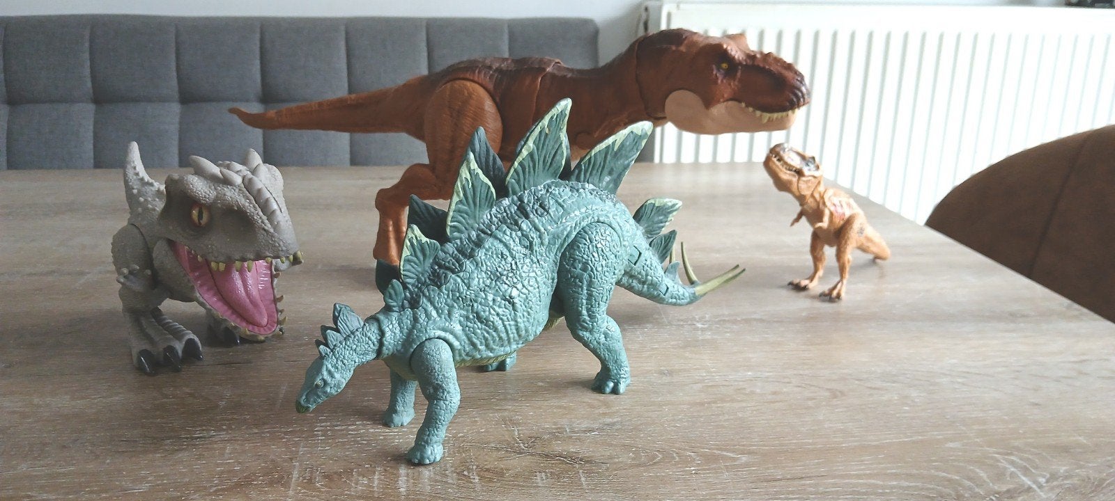 4 jurassic park world dino's t-rex stegosaurus raptor set, Ophalen of Verzenden, Gebruikt