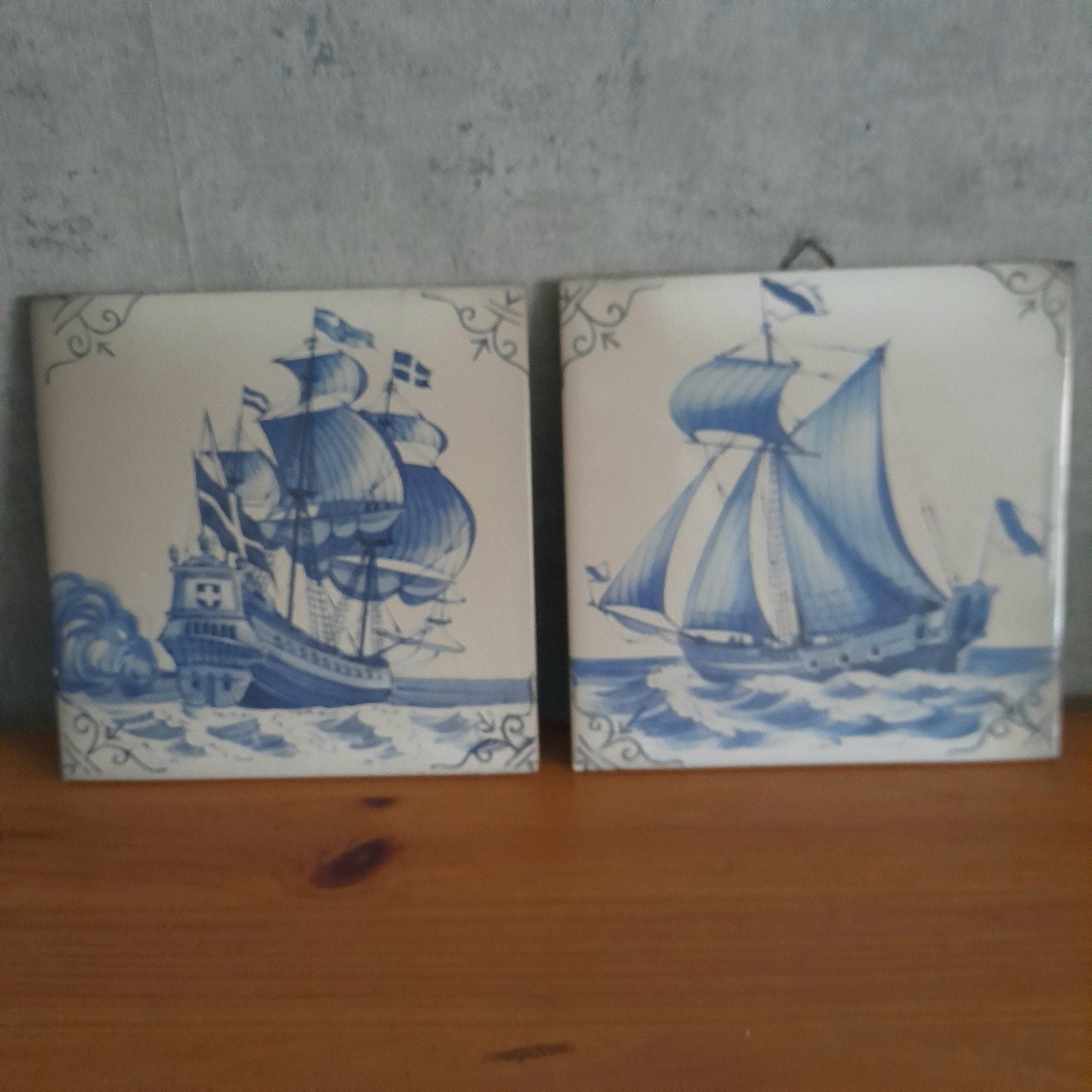 2 Gave Delfts blauwe tegeltjes Royal Sphinx afb  zeilschip, Ophalen of Verzenden