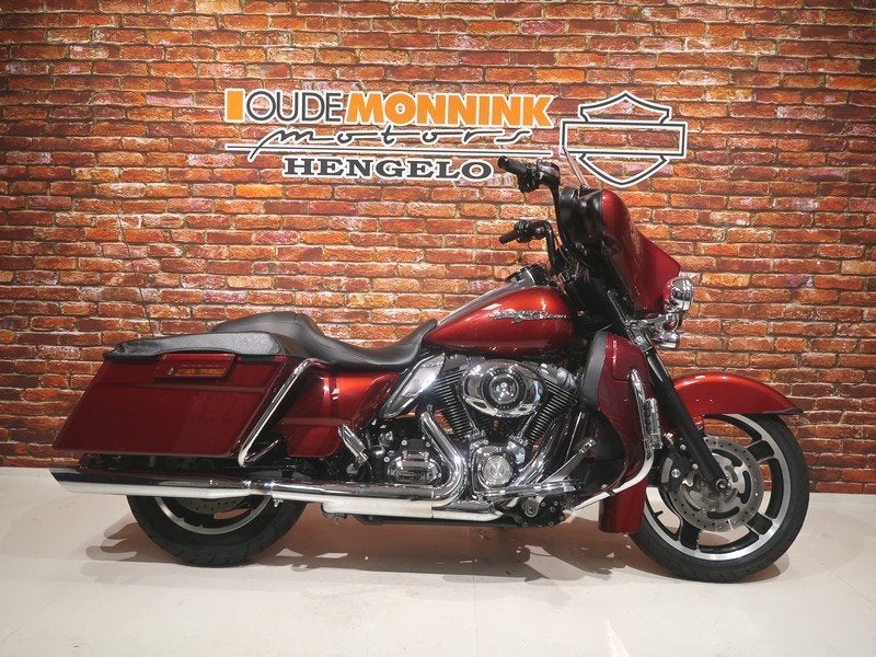 Harley-Davidson FLHX Street Glide 1580 (bj 2010), Motoren, Motoren | Harley-Davidson, Info@harley-davidson.com, Bedrijf, Laan van Vredenoord 33
2289 DA  Rijswijk ZH