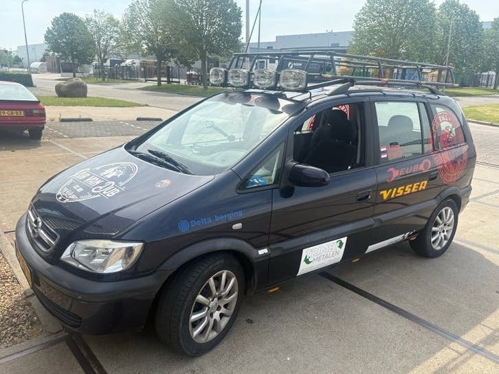 Opel Zafira 1.8 16V AUTOMAAT 2003 Blauw, Auto's, Opel, 125 pk, Zwart, 4 cilinders, Blauw