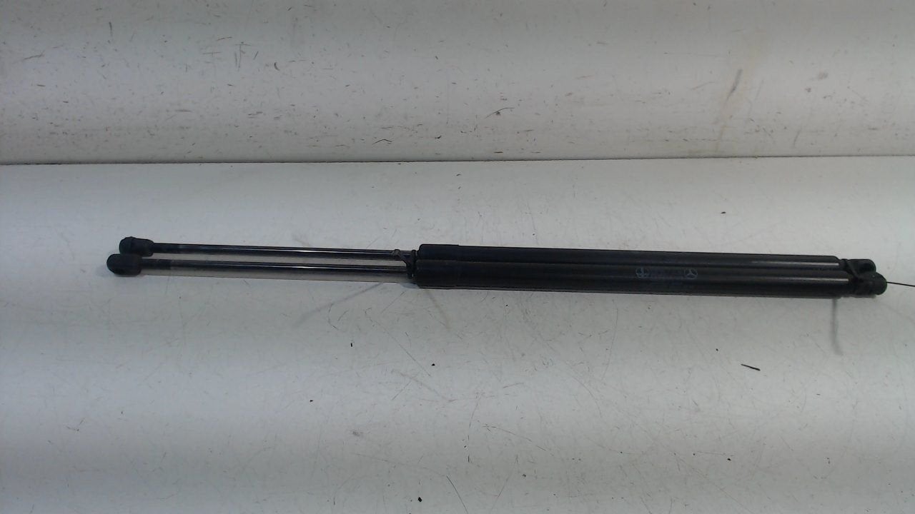 Gasdrukveerset achter Mercedes-Benz Vito, Onderdelen@venauto.nl, Van der Ven Autorecycling B.V., Gebruikt, Ettenseweg 76, 4706 PB Roosendaal, The Netherlands