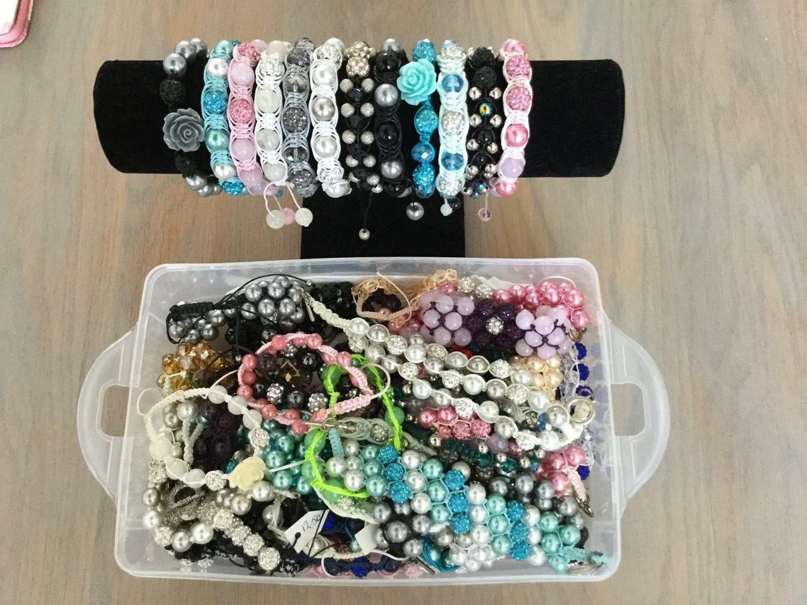 Macramee armbanden ongeveer 40stuks 30€, Ophalen, Nieuw, Overige kleuren