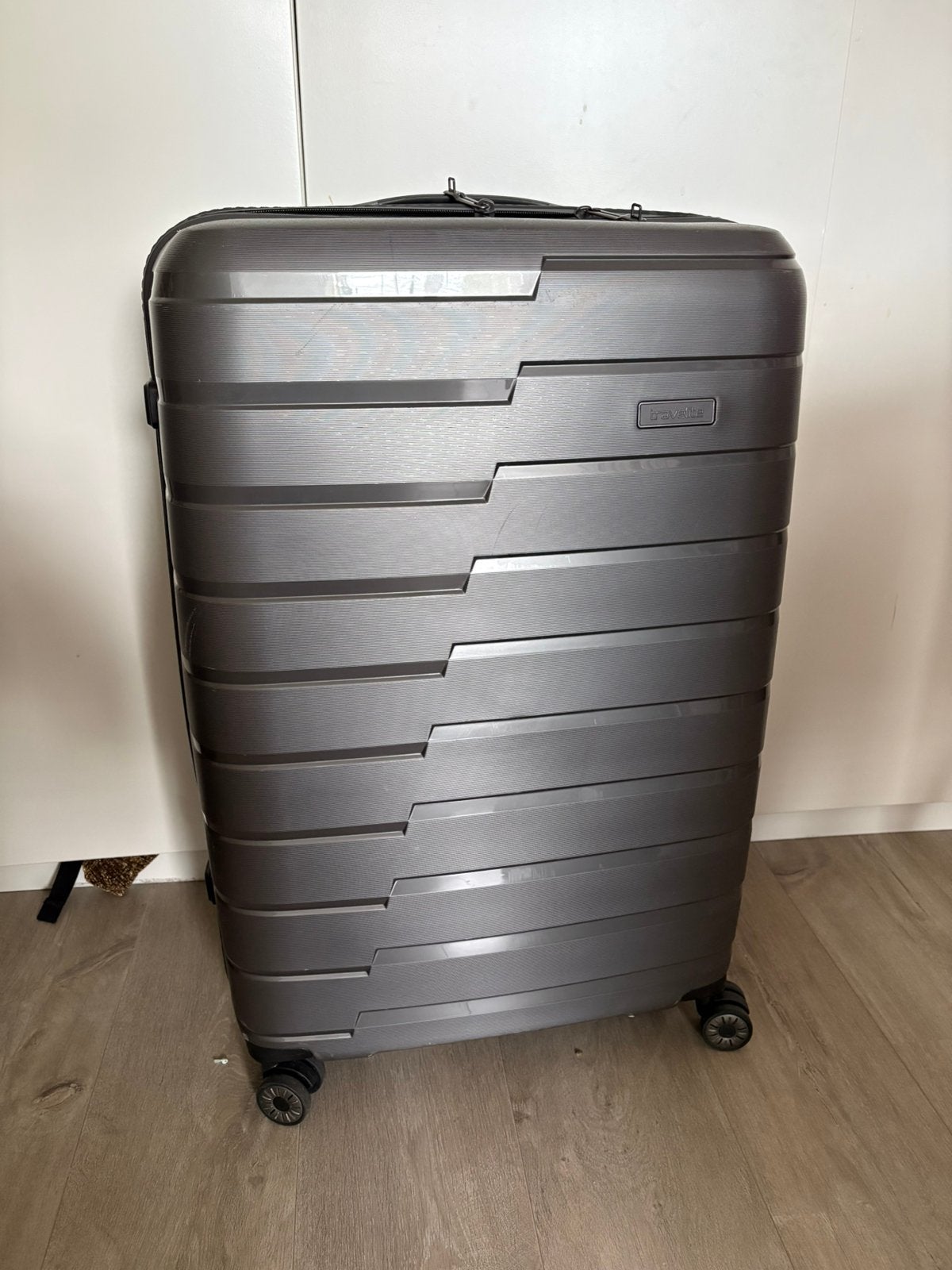 Travelite Air Base koffer 77 cm antraciet, Wieltjes, Hard kunststof, 45 tot 55 cm, Ophalen of Verzenden