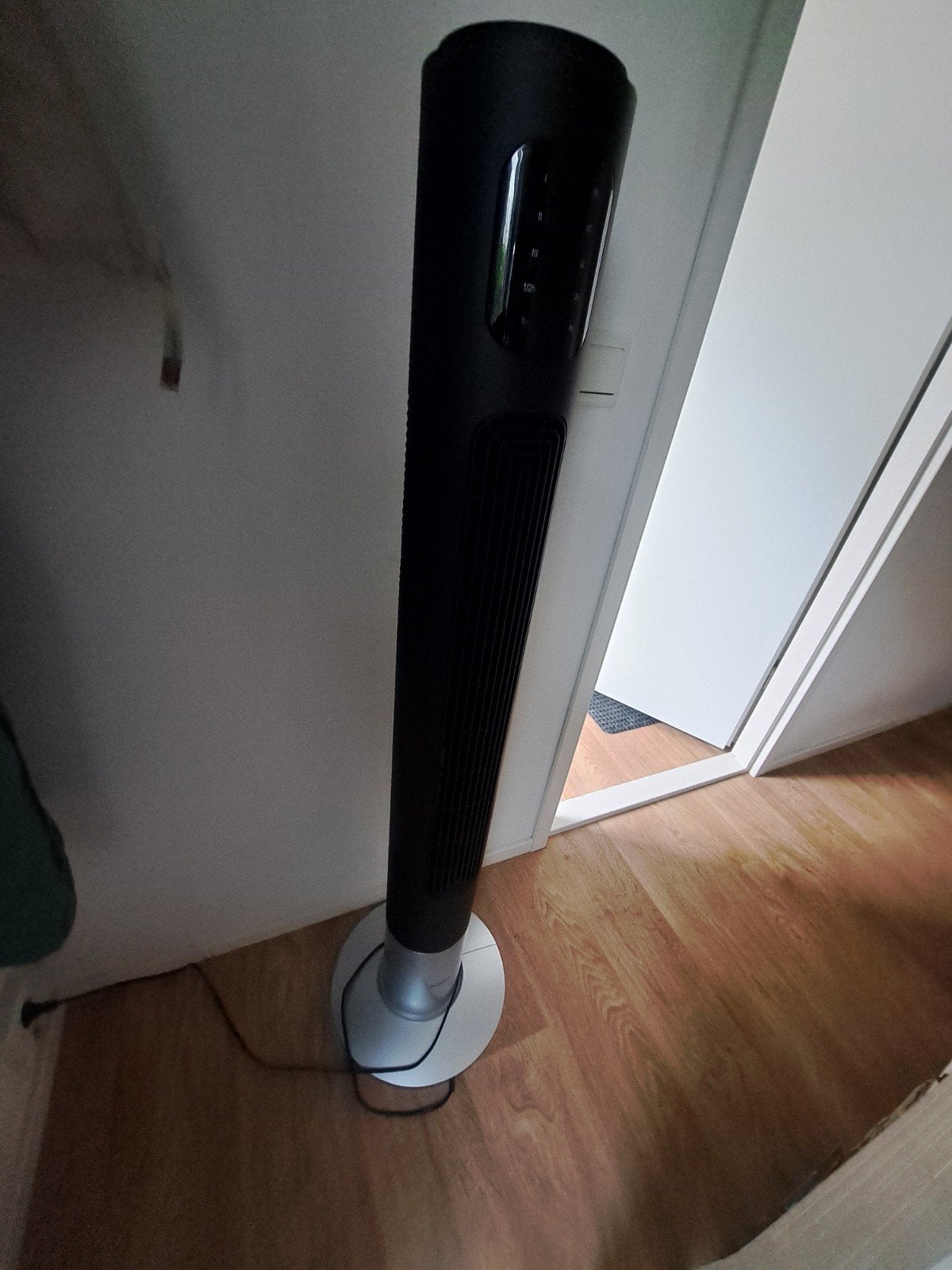 Domo Torenventilator met Afstandsbediening, Ophalen of Verzenden, Ventilator met afstandsbediening, Zo goed als nieuw, Torenventilator