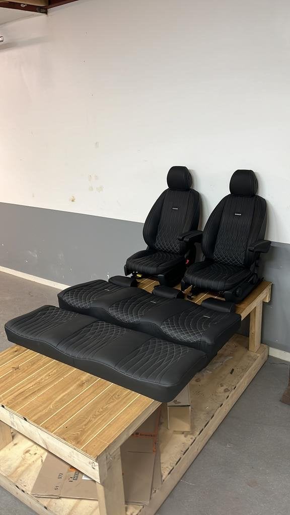 Mercedes Vito bestuurdersstoel +bijrijders stoel nappa leer, Auto-onderdelen, Ophalen of Verzenden, Niet ingevuld, Niet ingevuld