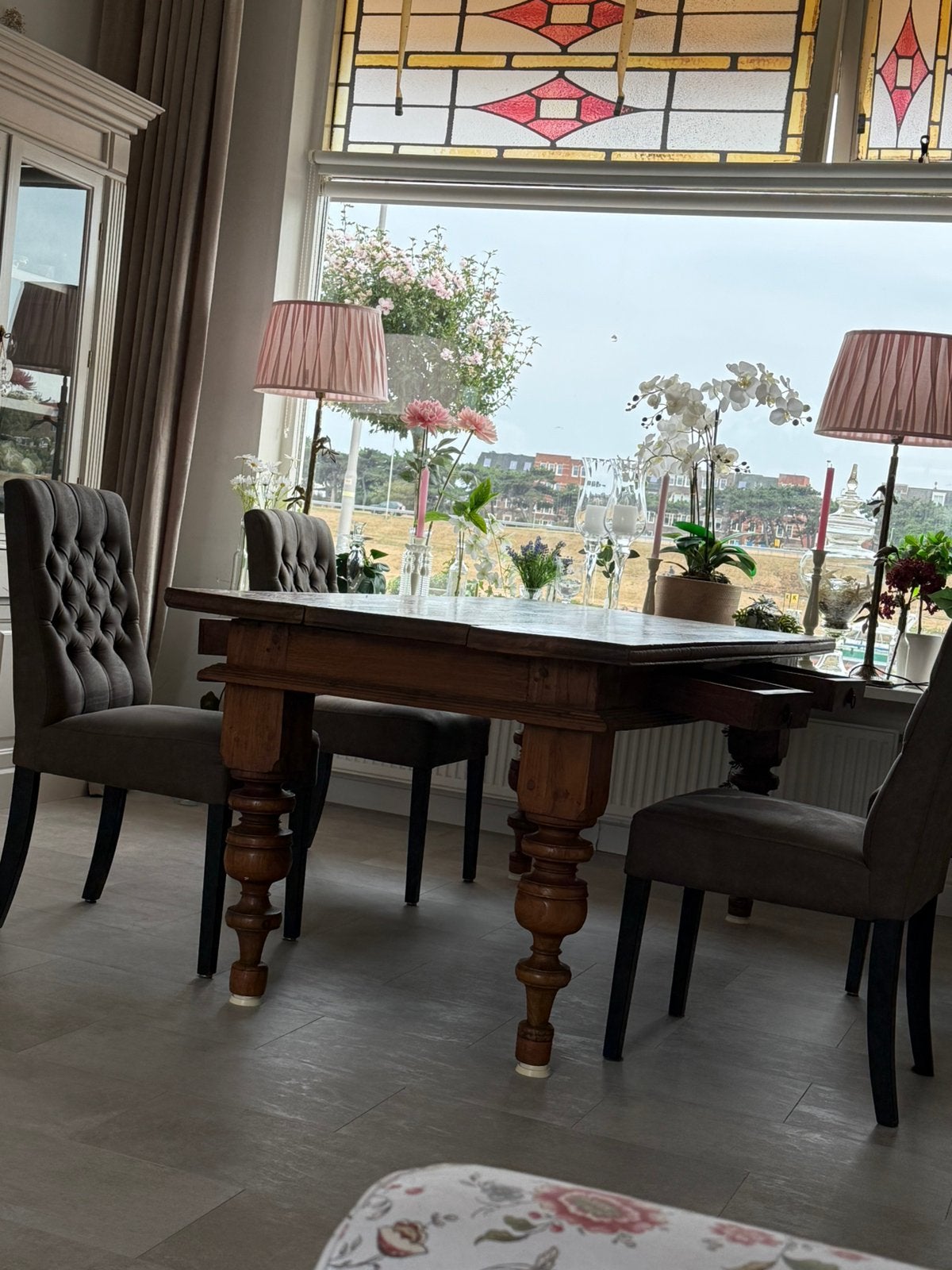 Antieke massief eiken kloostertafel met 4 laden + 4 stoelen, Ophalen
