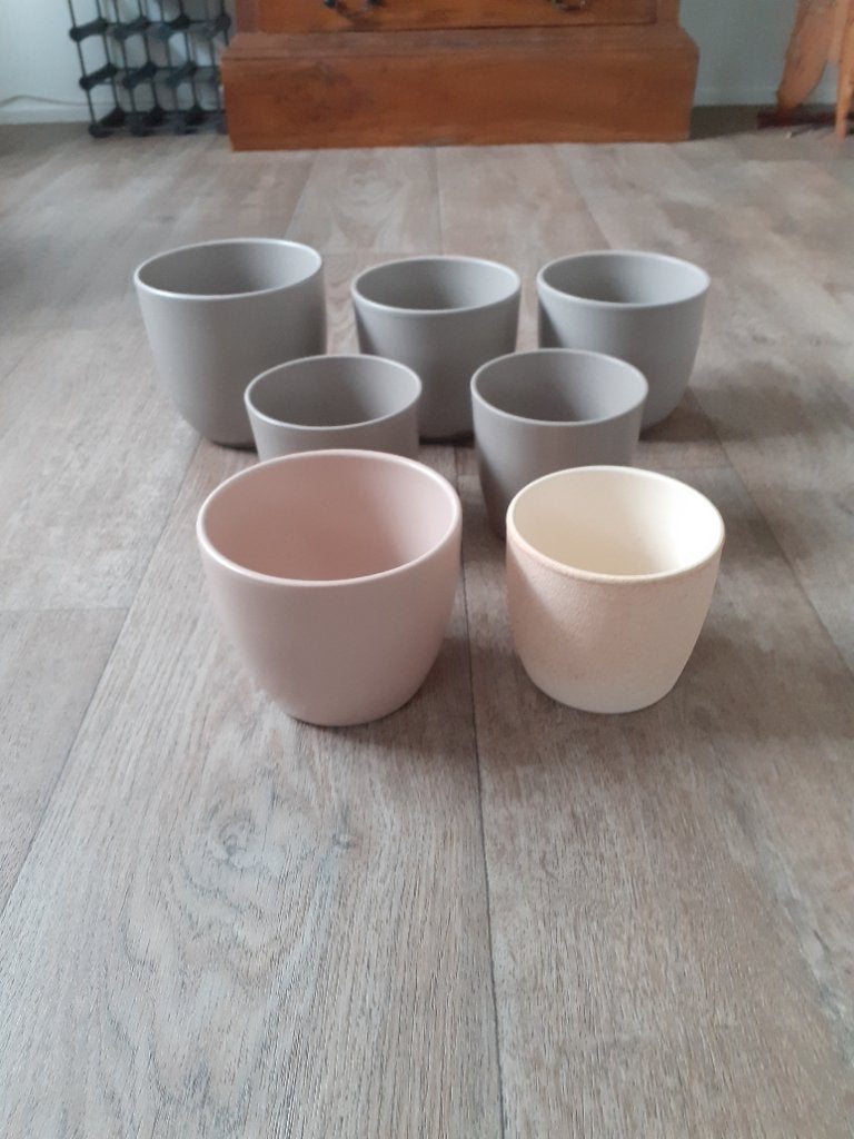 Bloempotten en kleine gieter, Ophalen, Gebruikt, Rond, Aardewerk