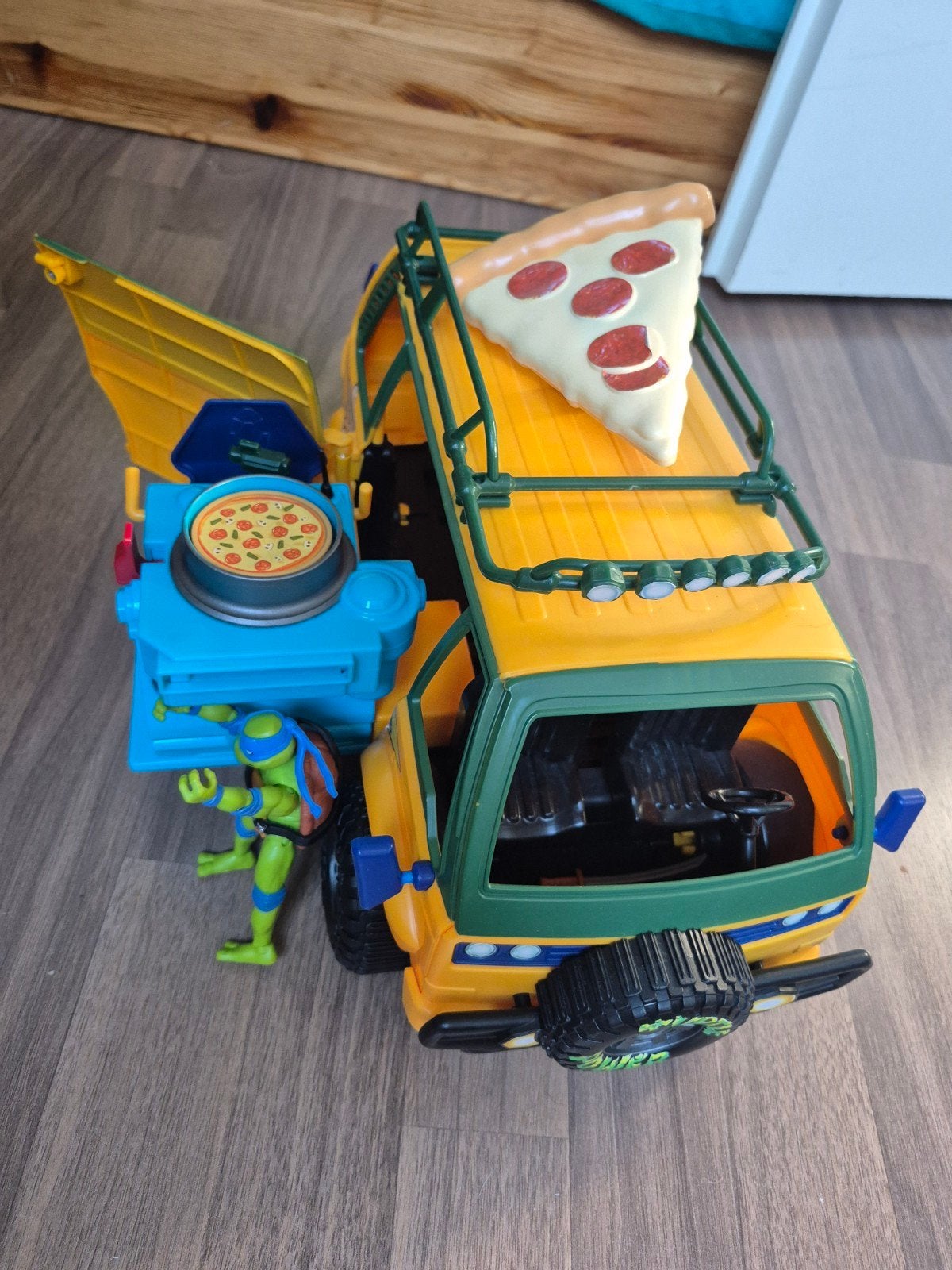 Ninja Turtles Pizza Bus met Leonardo figuur, Ophalen of Verzenden, Gebruikt