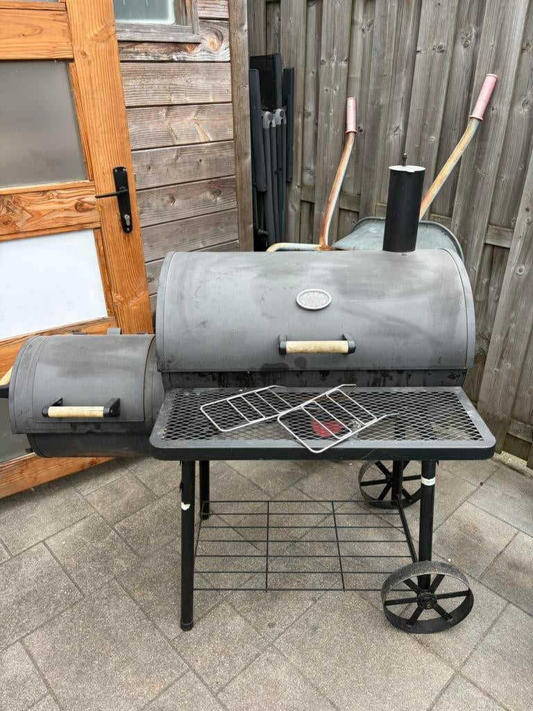 Gebruikte smoker barbecue, Tuin en Terras, Houtskoolbarbecues, Ophalen, Gebruikt