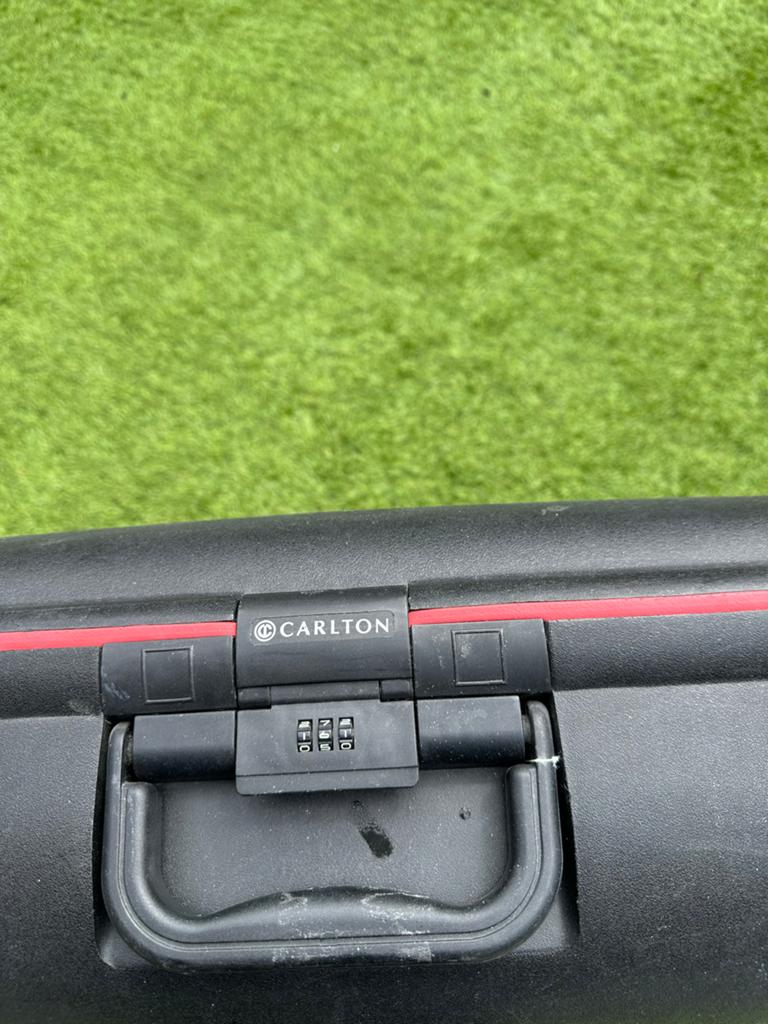 Carlton Koffer Zwart met Cijferslot, Sieraden, Tassen en Uiterlijk, Koffers, Gebruikt, Hard kunststof, 45 tot 55 cm, Slot