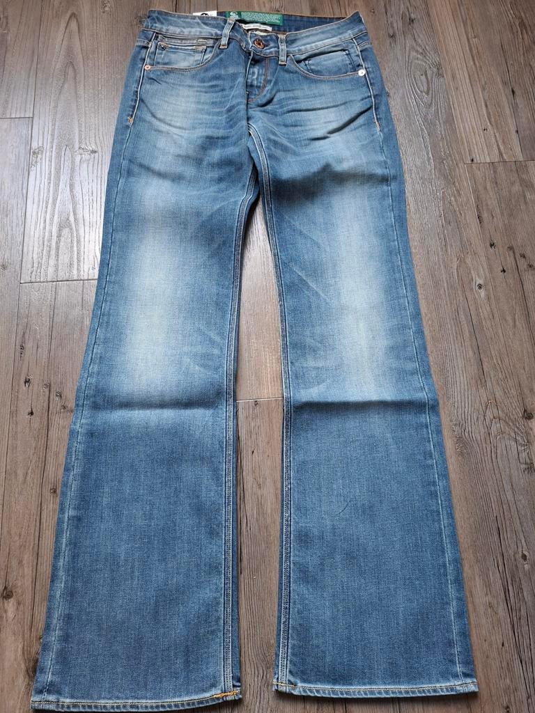 KUYICHI Wendy bootcut jeans W27 L32, Kleding | Dames, Spijkerbroeken en Jeans, Blauw, KUYICHI, Nieuw, Ophalen of Verzenden