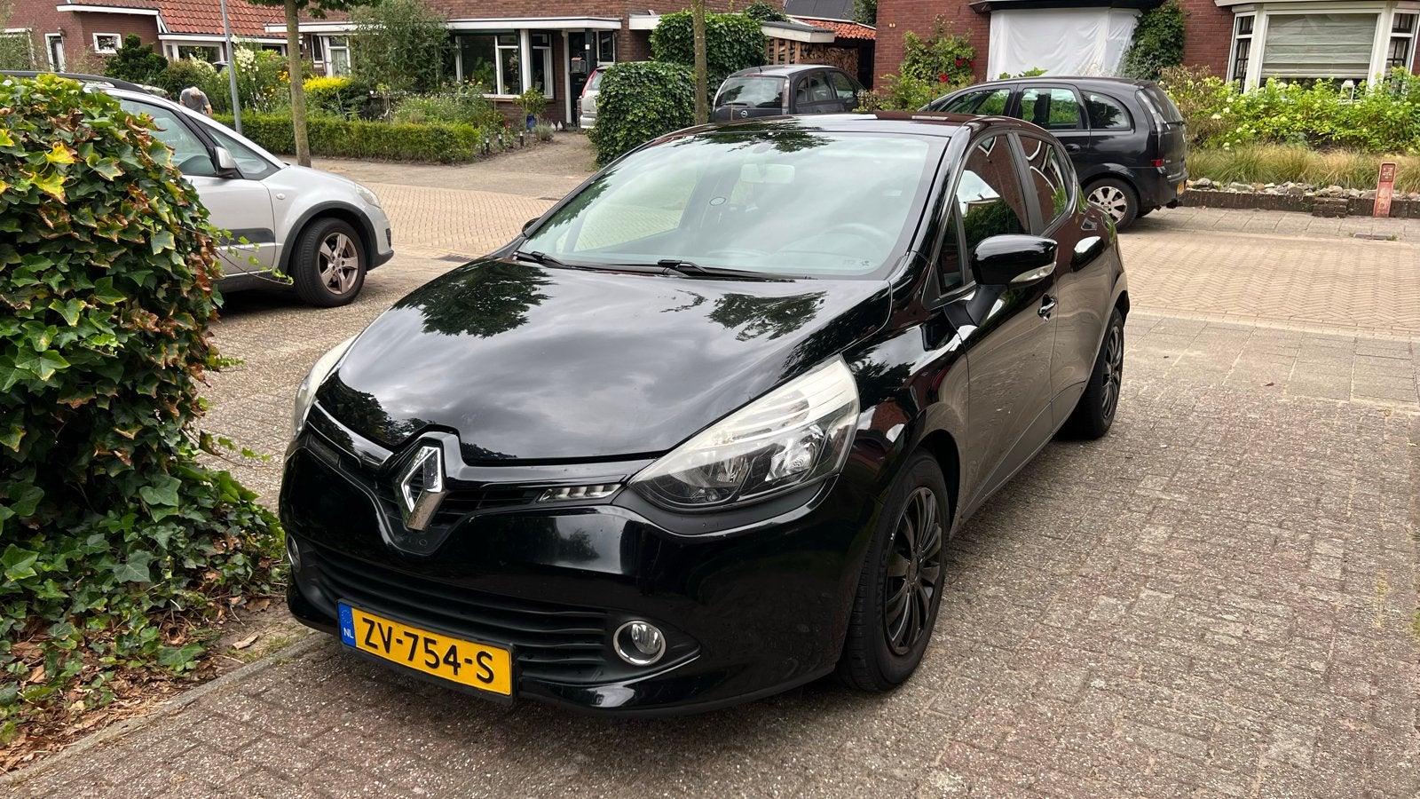 Renault Clio 1.2 54KW 5-DRS 2013 Zwart, Auto's, Renault, Voorwielaandrijving, 1200 kg, Handgeschakeld, Particulier