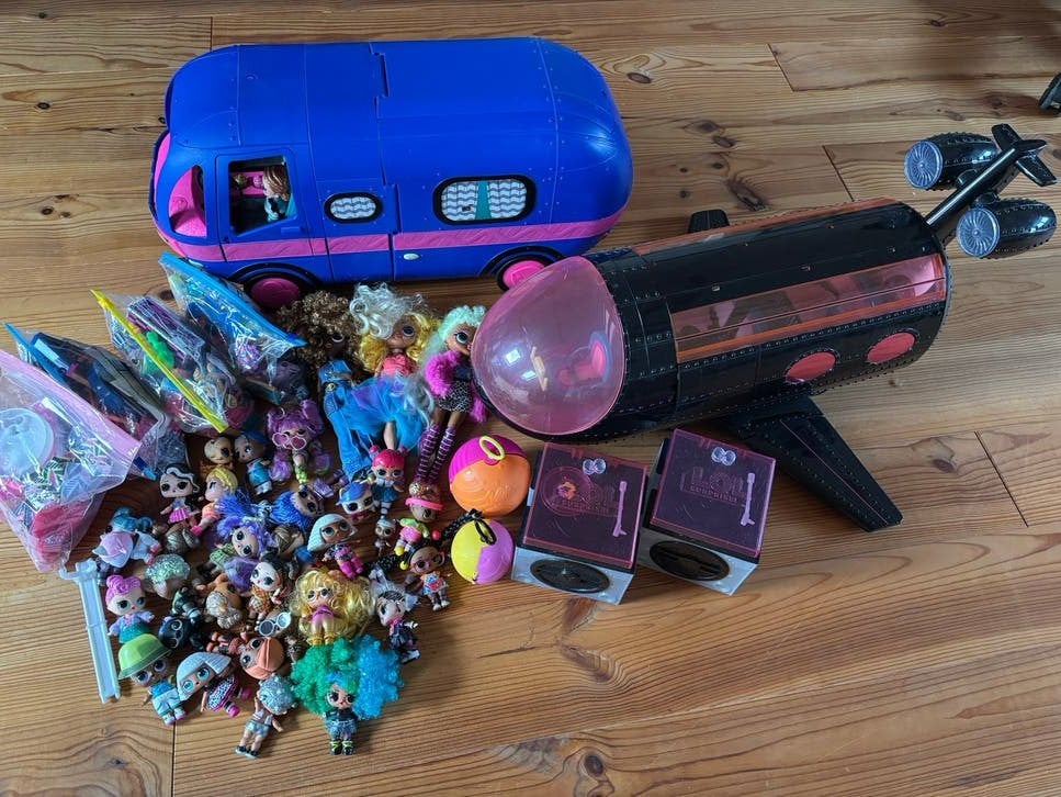 Grote complete set LOL Surprise poppen en accessoires, Ophalen of Verzenden, Gebruikt, Overige typen