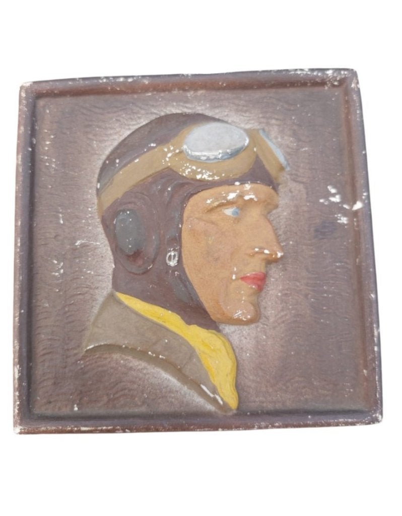 Britse WO1 Piloot (1917 RFC Style) Gipsen reliëf plaat Gips, Verzamelen, Ophalen of Verzenden, Luchtmacht, Engeland, Overige typen
